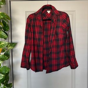 Jcrew plaid button down shirt with pocket, size XS, great condition.